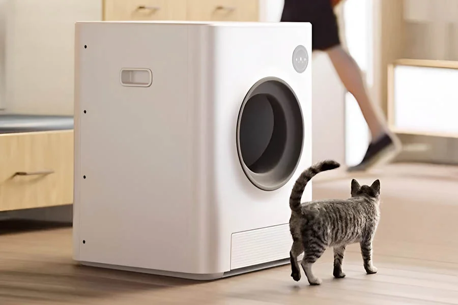 self-cleaning cat litter box